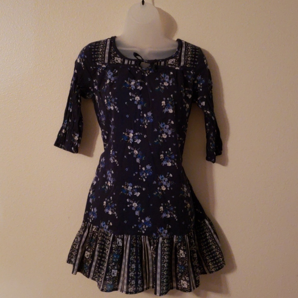 Adorable babydoll style dress